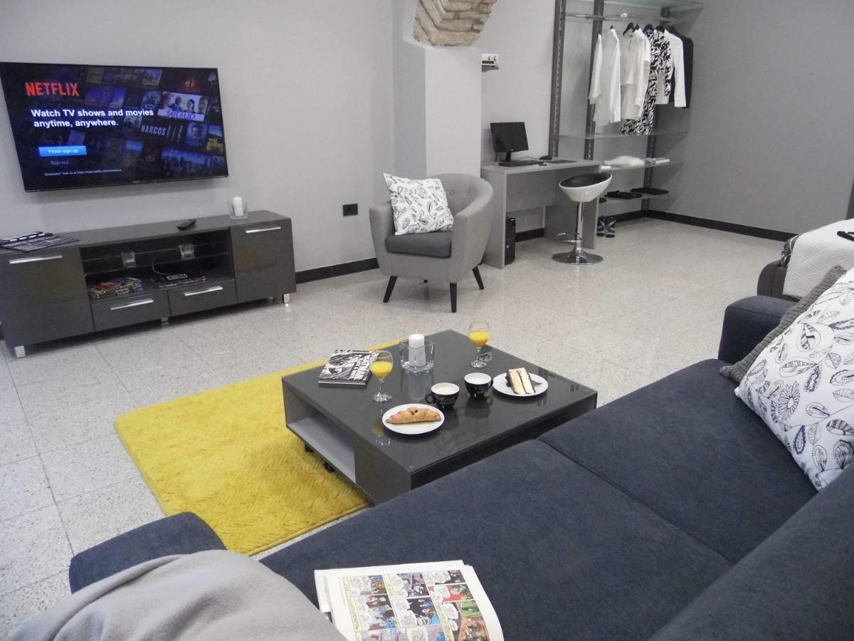 Apartmán Batcave Pula Exteriér fotografie