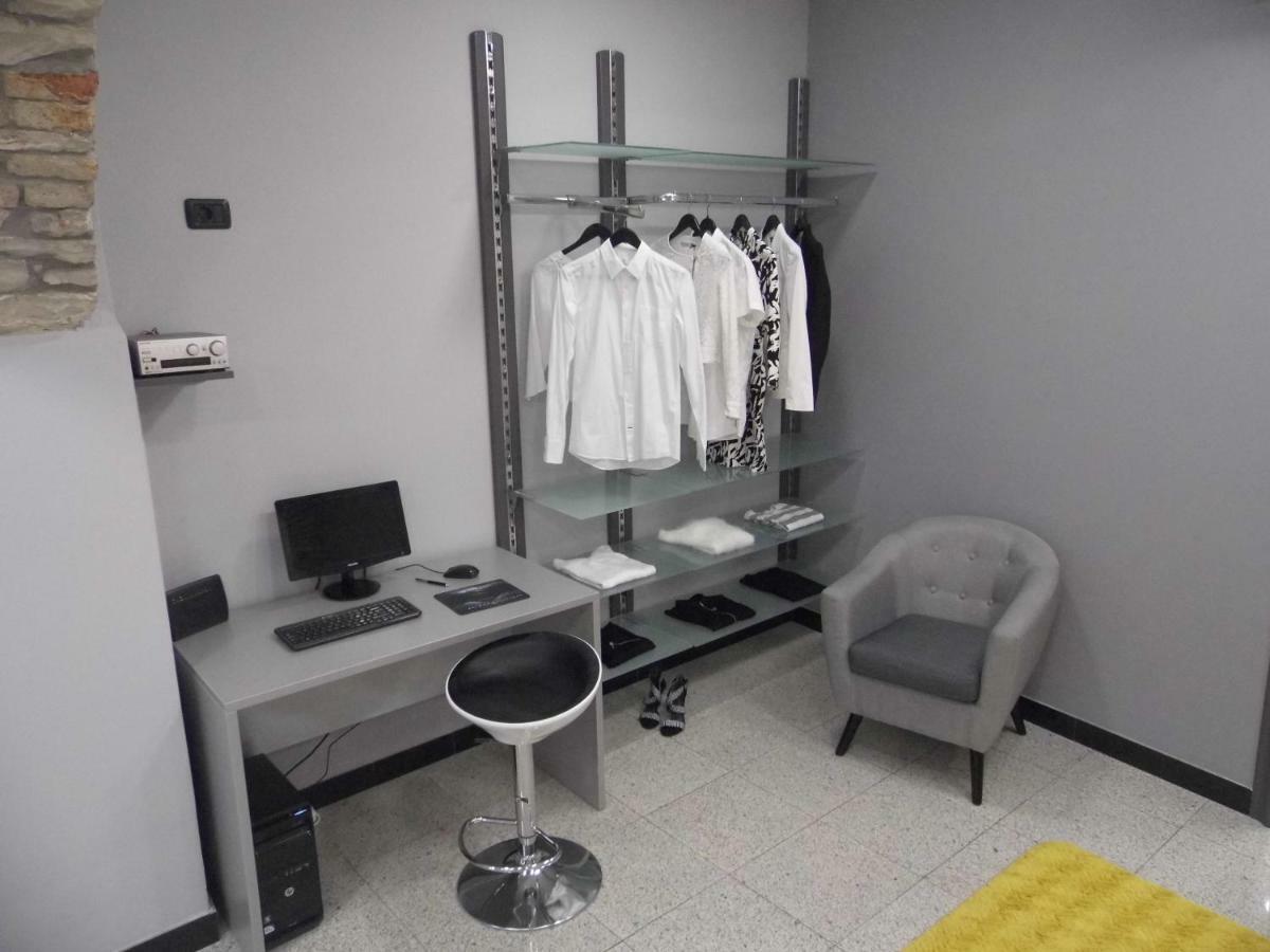 Apartmán Batcave Pula Exteriér fotografie